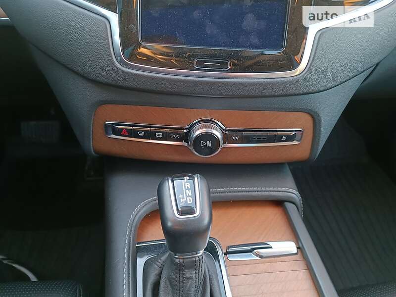 Внедорожник / Кроссовер Volvo XC90 2016 в Львове