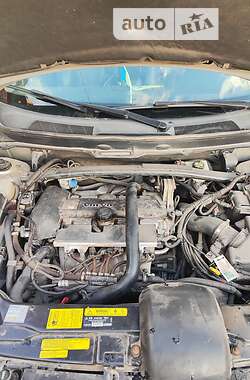 Позашляховик / Кросовер Volvo XC90 2005 в 
