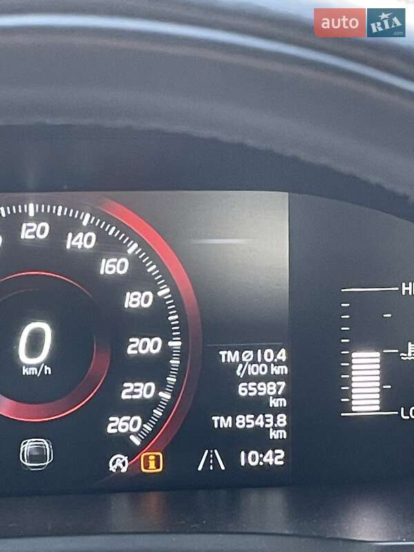 Позашляховик / Кросовер Volvo XC90 2017 в Києві