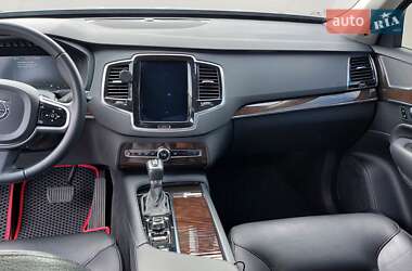 Внедорожник / Кроссовер Volvo XC90 2016 в 