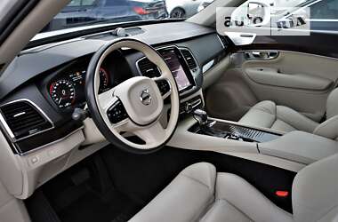 Внедорожник / Кроссовер Volvo XC90 2015 в 