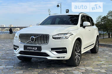 Внедорожник / Кроссовер Volvo XC90 2020 в 