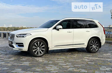 Внедорожник / Кроссовер Volvo XC90 2020 в 