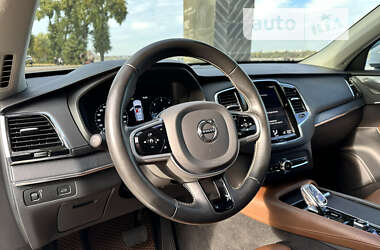 Внедорожник / Кроссовер Volvo XC90 2020 в 
