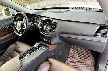 Внедорожник / Кроссовер Volvo XC90 2020 в 