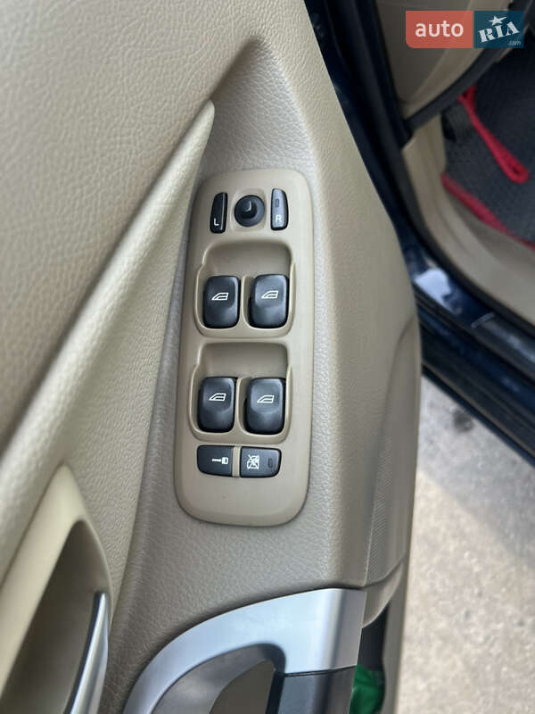 Внедорожник / Кроссовер Volvo XC90 2013 в Виннице