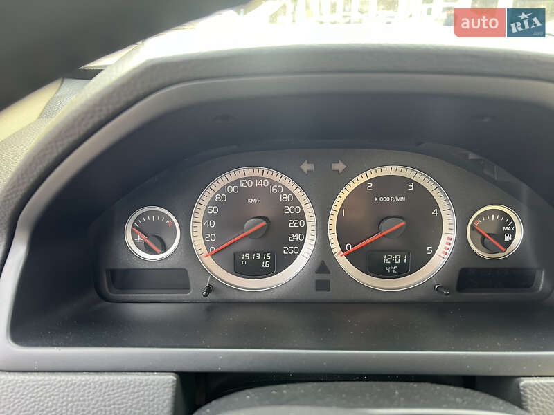 Внедорожник / Кроссовер Volvo XC90 2013 в Виннице