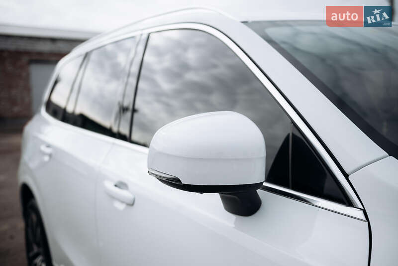 Позашляховик / Кросовер Volvo XC90 2019 в Києві