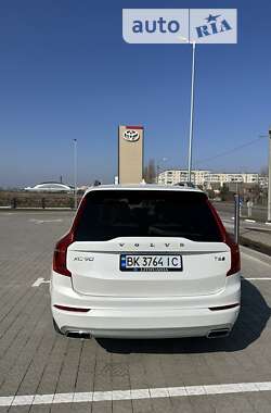 Внедорожник / Кроссовер Volvo XC90 2015 в Ровно