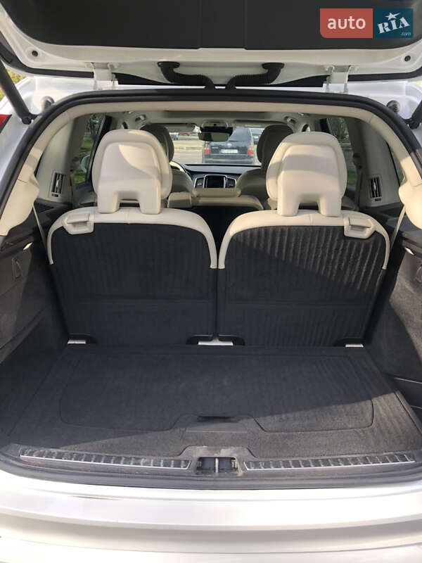 Позашляховик / Кросовер Volvo XC90 2016 в Львові