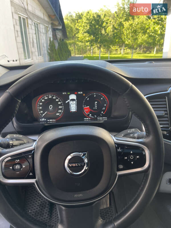 Внедорожник / Кроссовер Volvo XC90 2016 в Иршаве