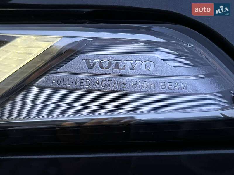 Внедорожник / Кроссовер Volvo XC90 2016 в Житомире