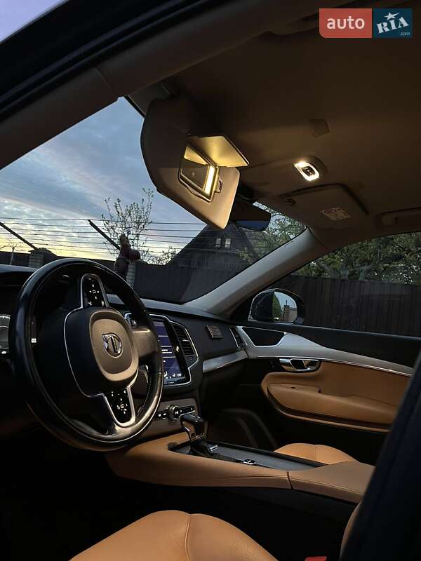 Внедорожник / Кроссовер Volvo XC90 2016 в Житомире