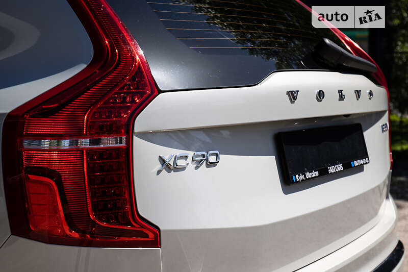 Позашляховик / Кросовер Volvo XC90 2021 в Києві