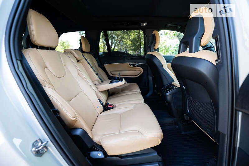 Позашляховик / Кросовер Volvo XC90 2021 в Києві