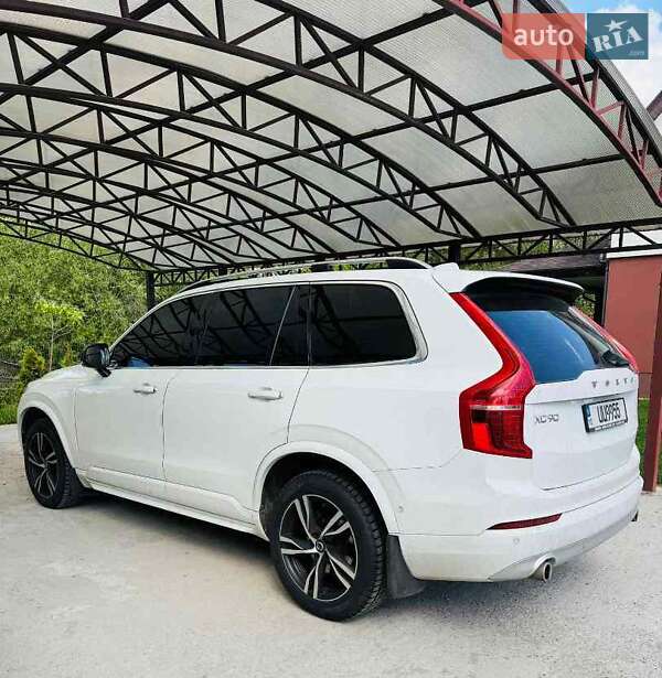 Позашляховик / Кросовер Volvo XC90 2015 в Києві