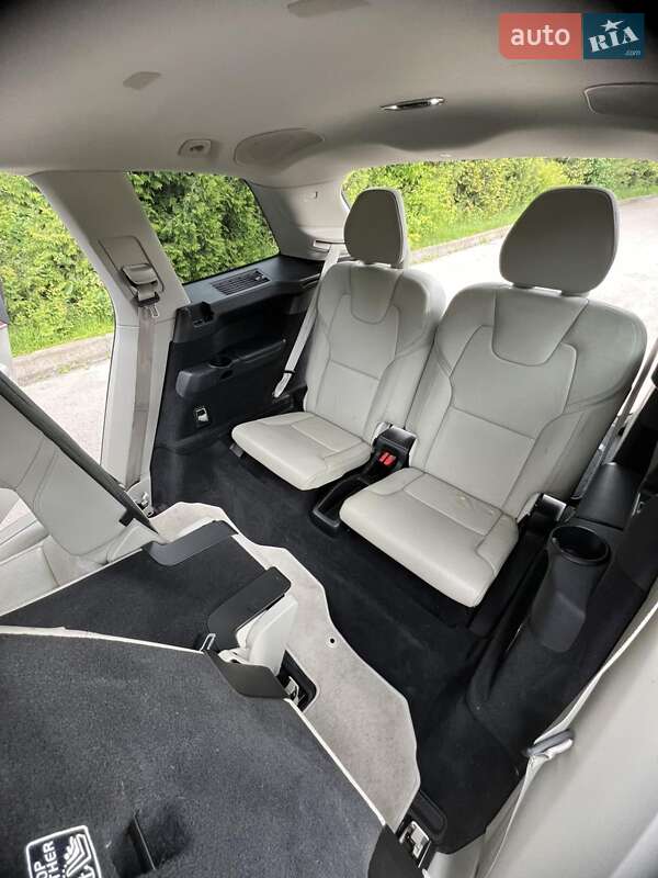 Внедорожник / Кроссовер Volvo XC90 2017 в Ровно фото 4 Внедорожник / Кроссовер Volvo XC90 2017 в Ровно