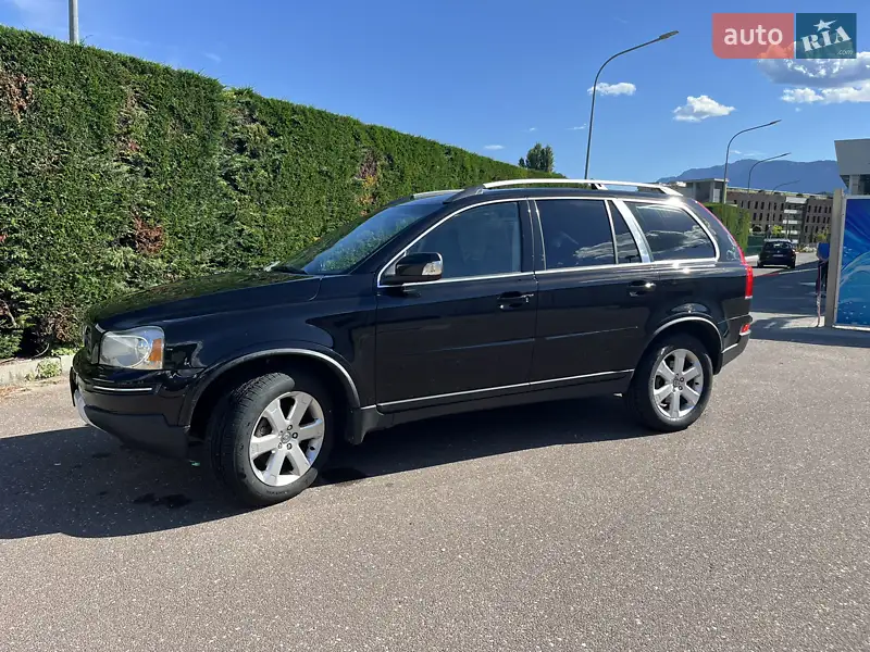 Volvo XC90 2011