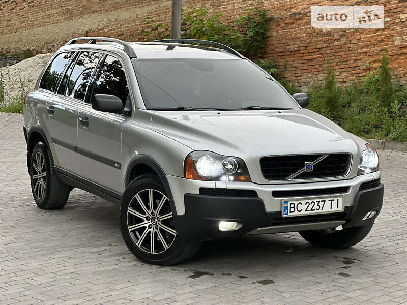 Volvo XC90 2004