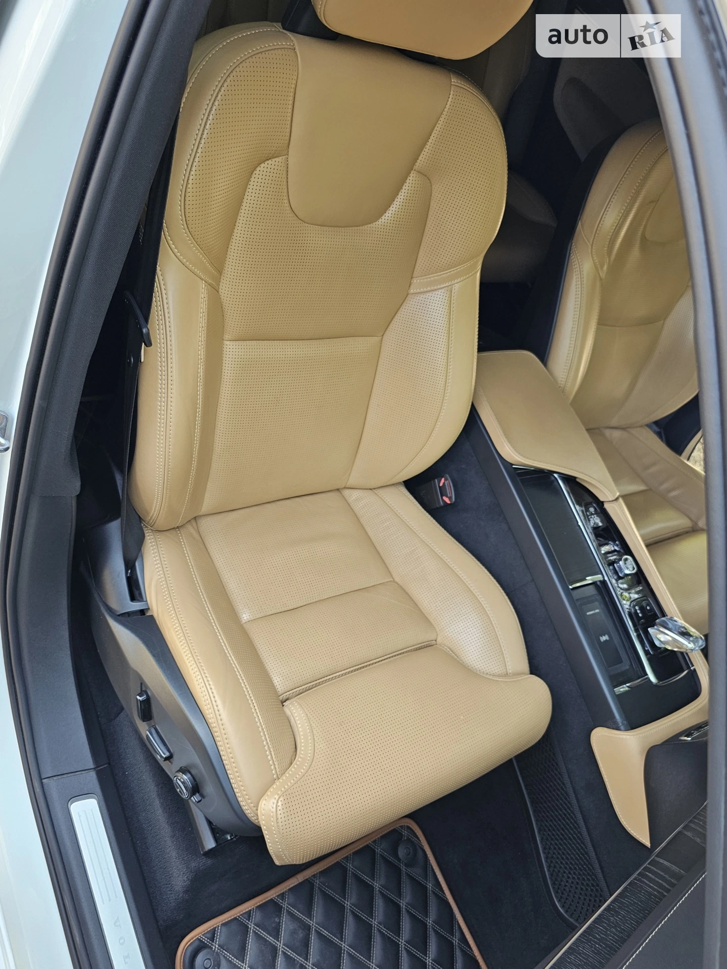 2019 Volvo XC90 - мініатюра 42