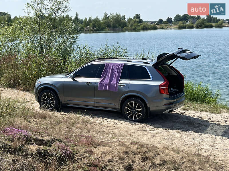 Внедорожник / Кроссовер Volvo XC90 2015 в Вараше