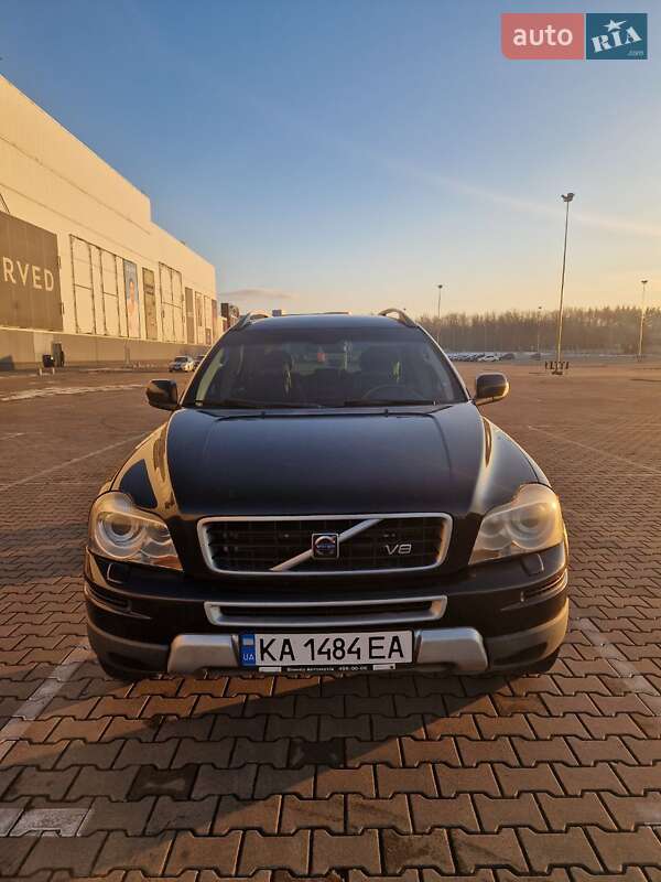 Внедорожник / Кроссовер Volvo XC90 2007 в Киеве