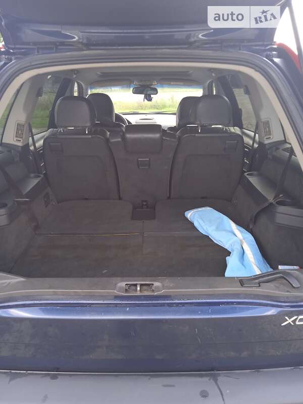 Внедорожник / Кроссовер Volvo XC90 2004 в Любешове