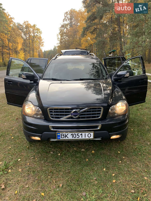 Позашляховик / Кросовер Volvo XC90 2011 в Вараші