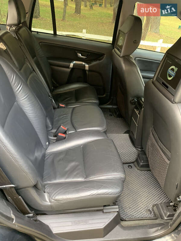 Позашляховик / Кросовер Volvo XC90 2011 в Вараші