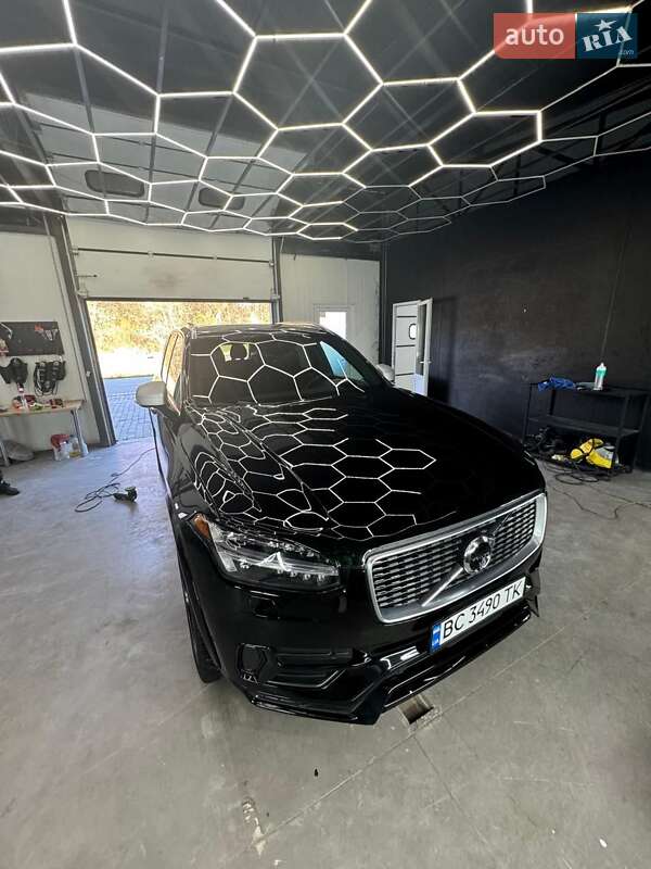 Volvo XC90 2016