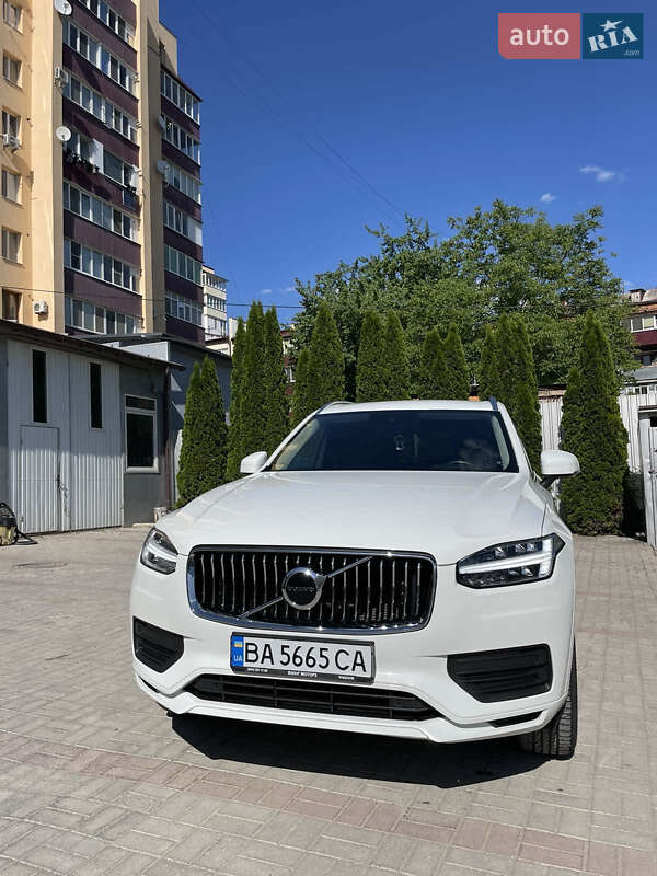 Внедорожник / Кроссовер Volvo XC90 2021 в 