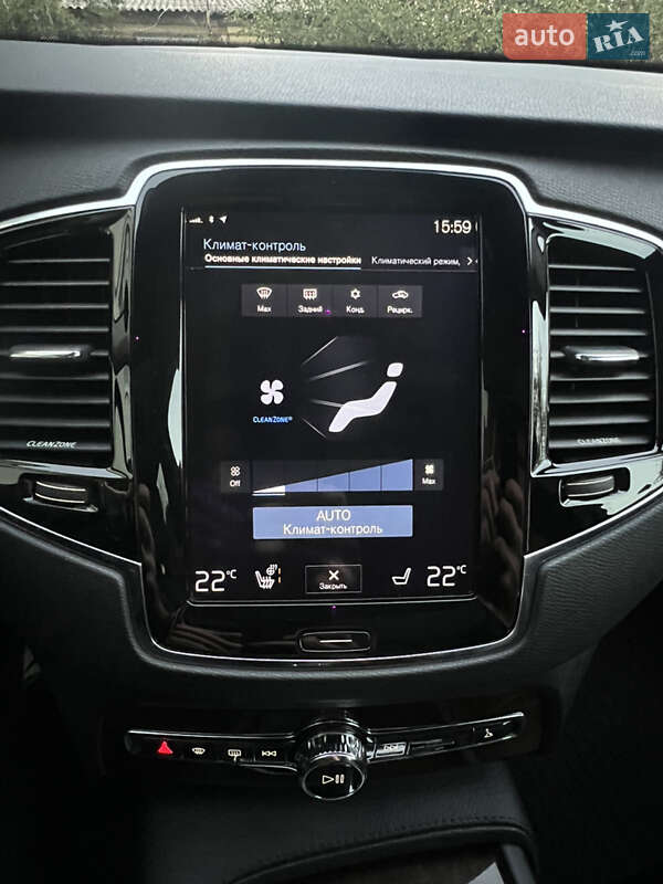 Внедорожник / Кроссовер Volvo XC90 2015 в Полтаве