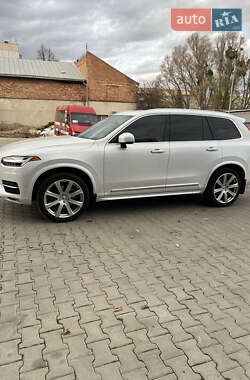 Внедорожник / Кроссовер Volvo XC90 2017 в 