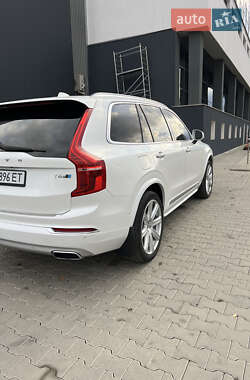 Внедорожник / Кроссовер Volvo XC90 2017 в 