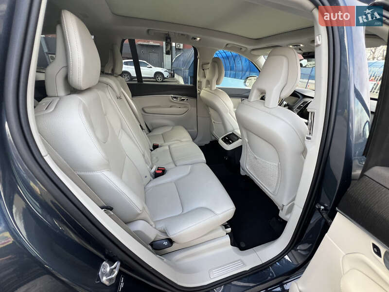 Позашляховик / Кросовер Volvo XC90 2019 в Києві