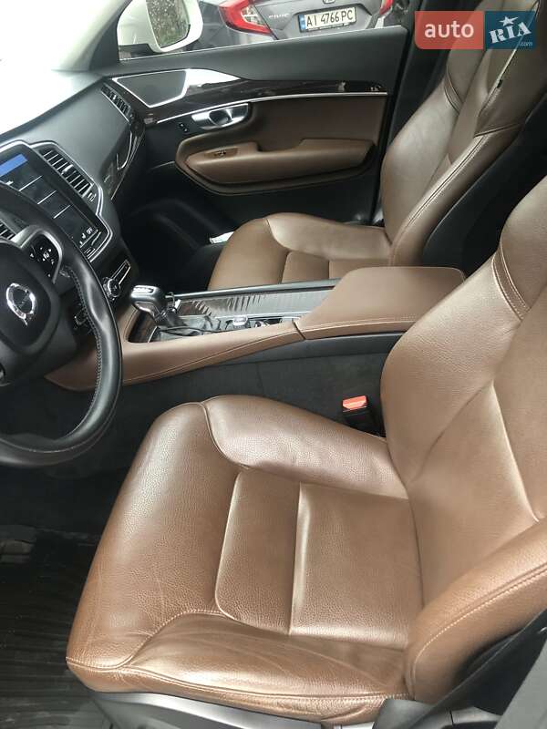 Внедорожник / Кроссовер Volvo XC90 2018 в Киеве