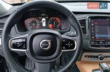 Позашляховик / Кросовер Volvo XC90 2015 в Житомирі