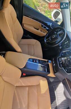 Внедорожник / Кроссовер Volvo XC90 2016 в 