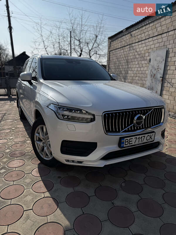 Внедорожник / Кроссовер Volvo XC90 2019 в 