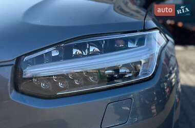 Внедорожник / Кроссовер Volvo XC90 2016 в 