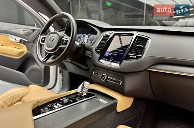 Позашляховик / Кросовер Volvo XC90 2019 в Києві