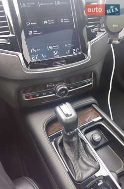 Внедорожник / Кроссовер Volvo XC90 2016 в 