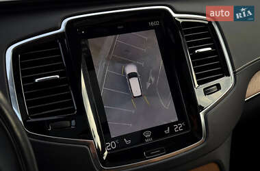 Позашляховик / Кросовер Volvo XC90 2015 в 