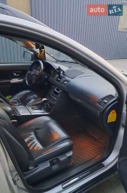 Внедорожник / Кроссовер Volvo XC90 2003 в 