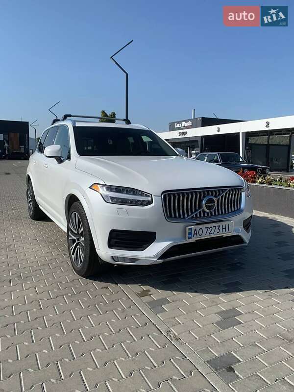 Внедорожник / Кроссовер Volvo XC90 2021 в 