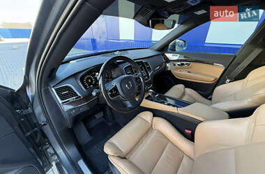 Позашляховик / Кросовер Volvo XC90 2016 в 