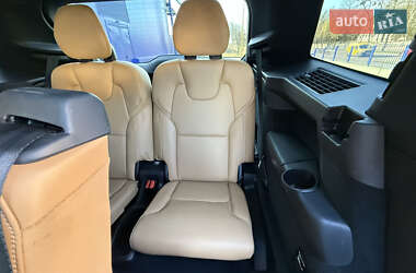 Позашляховик / Кросовер Volvo XC90 2016 в 