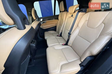 Позашляховик / Кросовер Volvo XC90 2016 в 