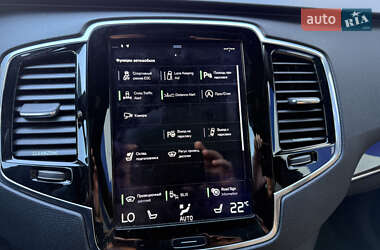 Позашляховик / Кросовер Volvo XC90 2016 в 
