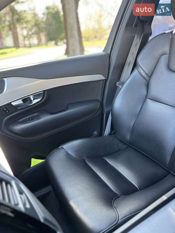 Позашляховик / Кросовер Volvo XC90 2017 в Києві